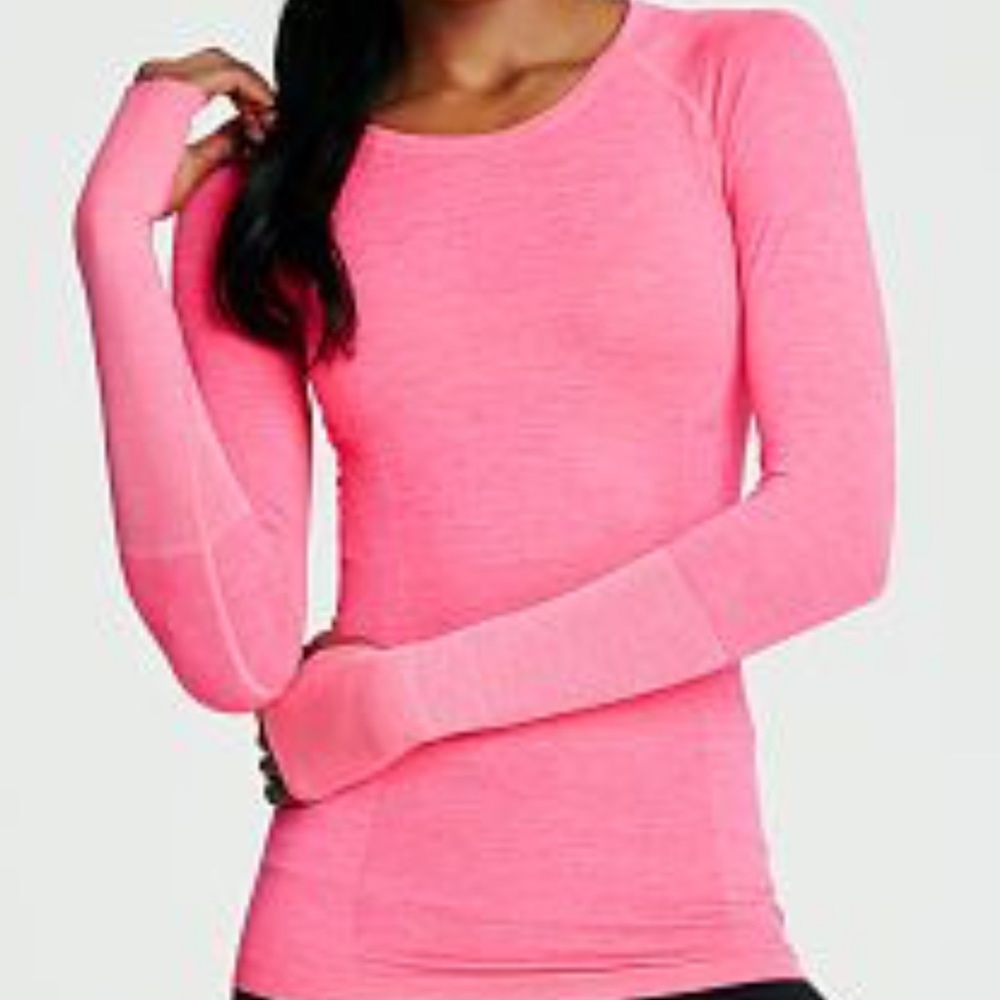 Victoria’s Secret (VSX) seamless exercise top